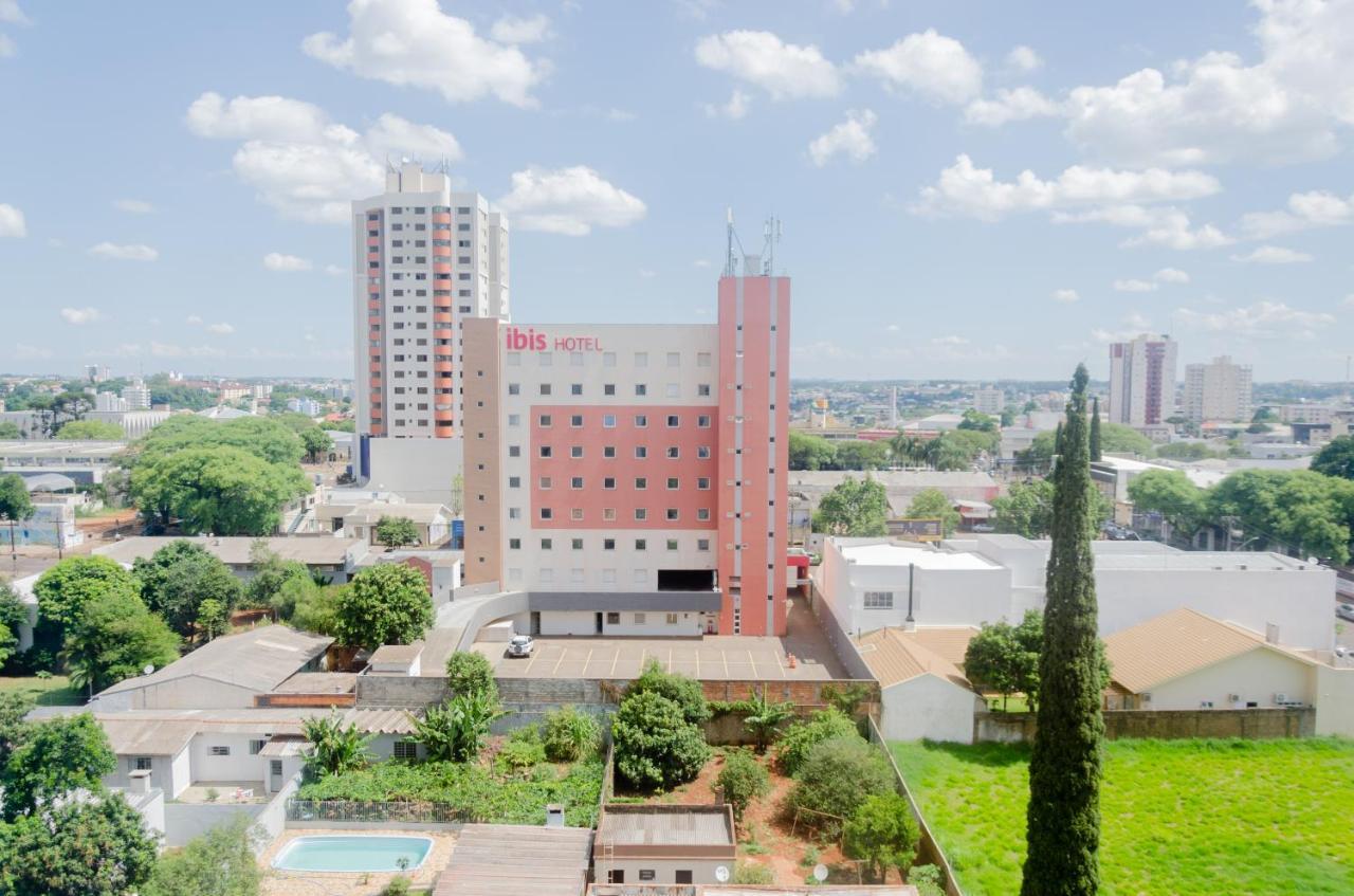 No Centro De Cascavel, Atras Do Ibis, Confortavel E Bom Gosto Cascavel  Extérieur photo